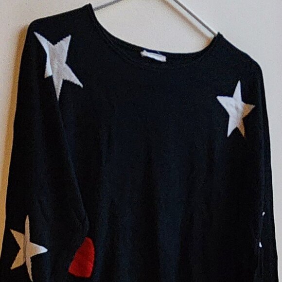 brit.ny Black Stars Hearts Scoop Neck Sweater Size Large - Picture 3 of 14